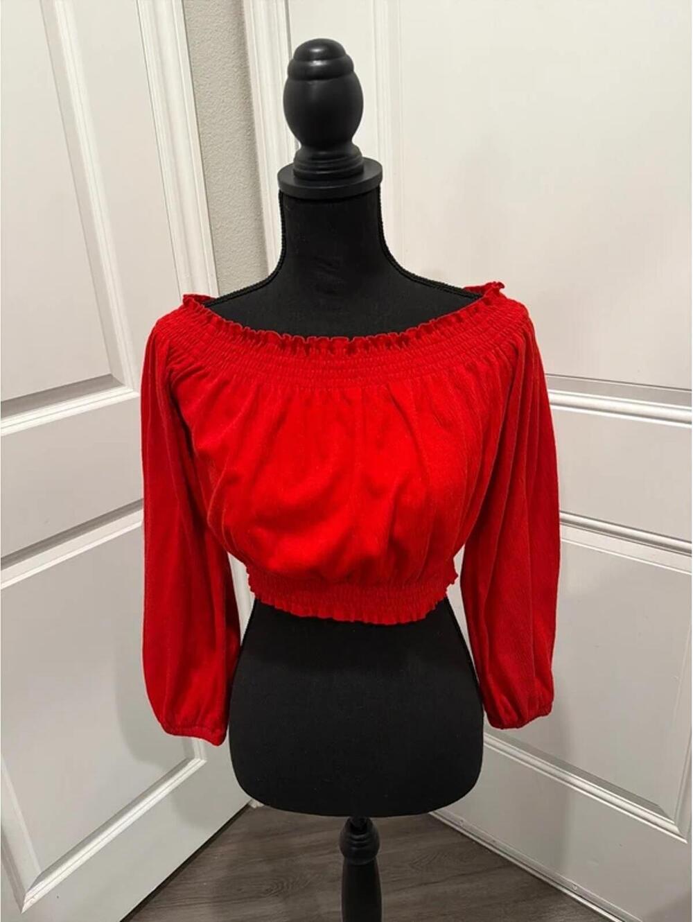 Red Off-Shoulder Long Sleeve Crop Top